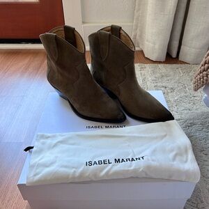 Isabel Marant Dewina Boots. Size E37.